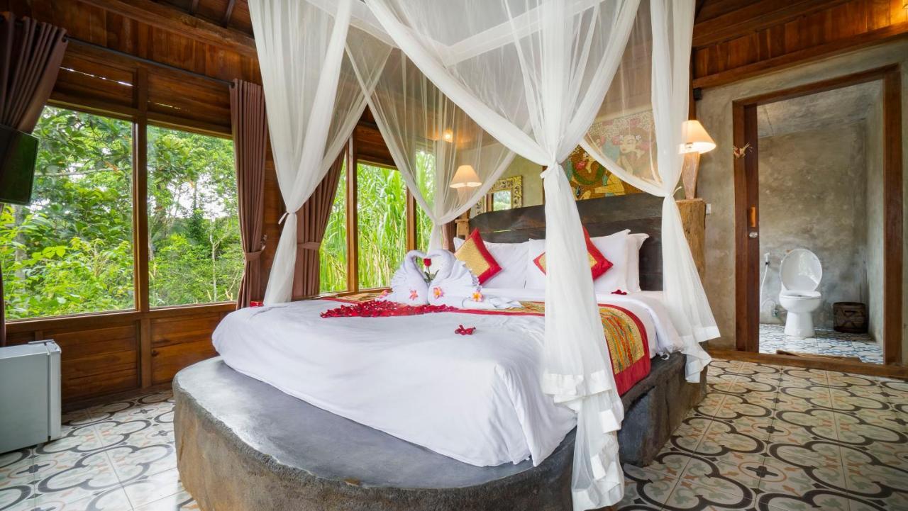 Iyume Villas تيغالالانغْ المظهر الخارجي الصورة