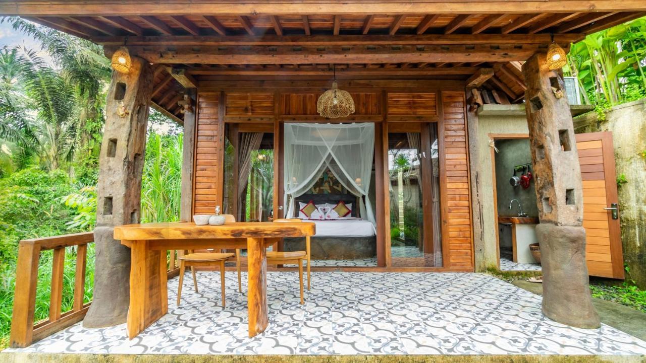 Iyume Villas تيغالالانغْ المظهر الخارجي الصورة
