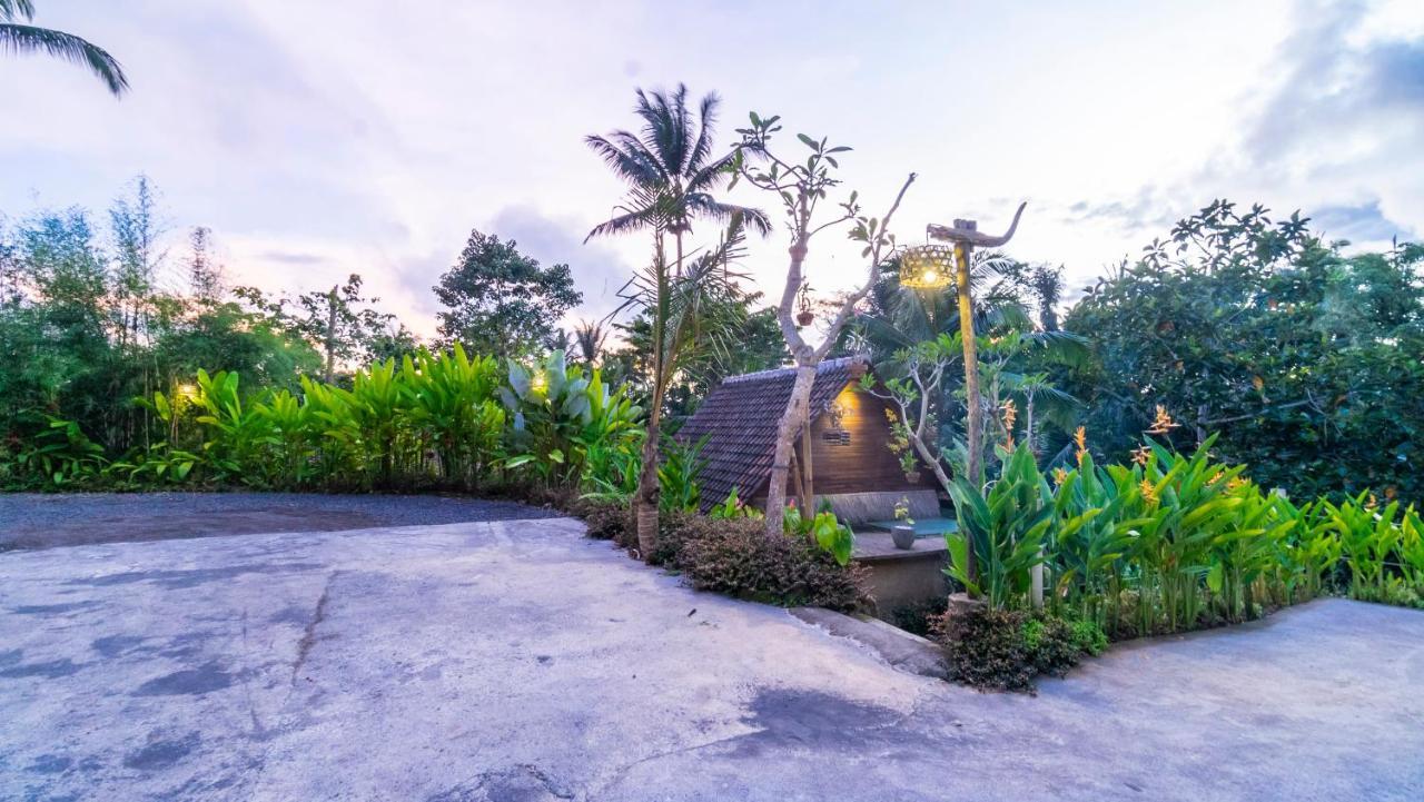 Iyume Villas تيغالالانغْ المظهر الخارجي الصورة